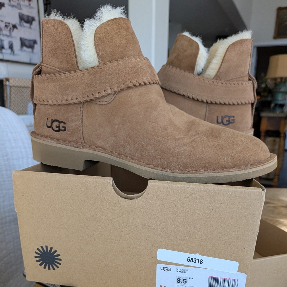 UGG Chestnut Suede Cozy Shearling Boot